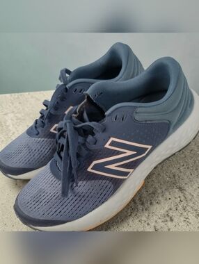 New Balance 520 V7 Women's Size 7.5 Running Shoes Sneakers Super Grip W520LP7